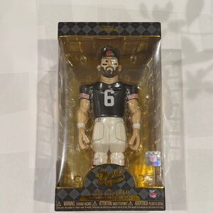 NFL / Funko / Gold Series / Baker Mayfield Premium Vinyl Figure